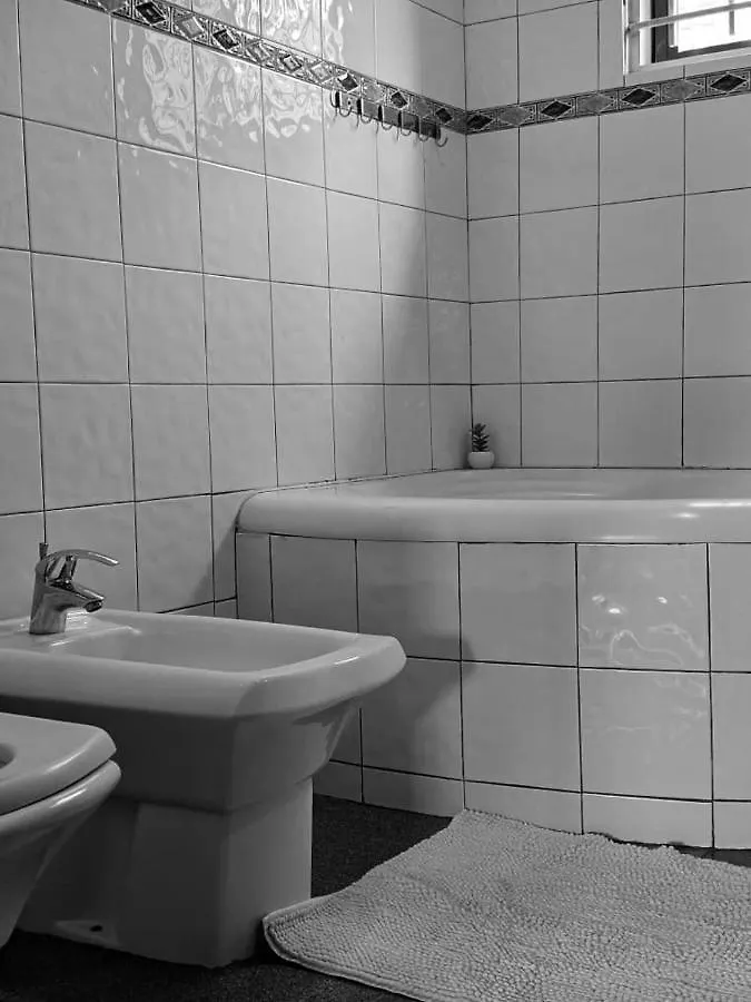 Kampala Kiwatule Comfy Holiday Home 0*,  Oeganda